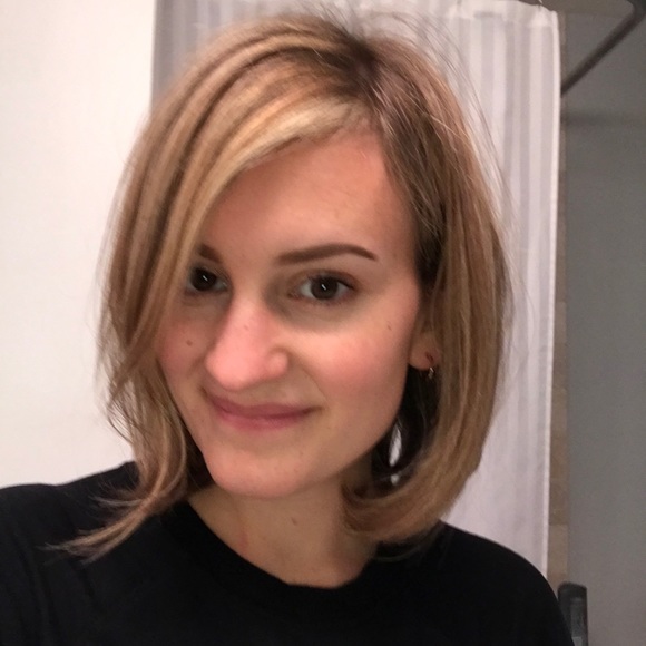 Meet your Posher, Katie - Picture 1 of 1